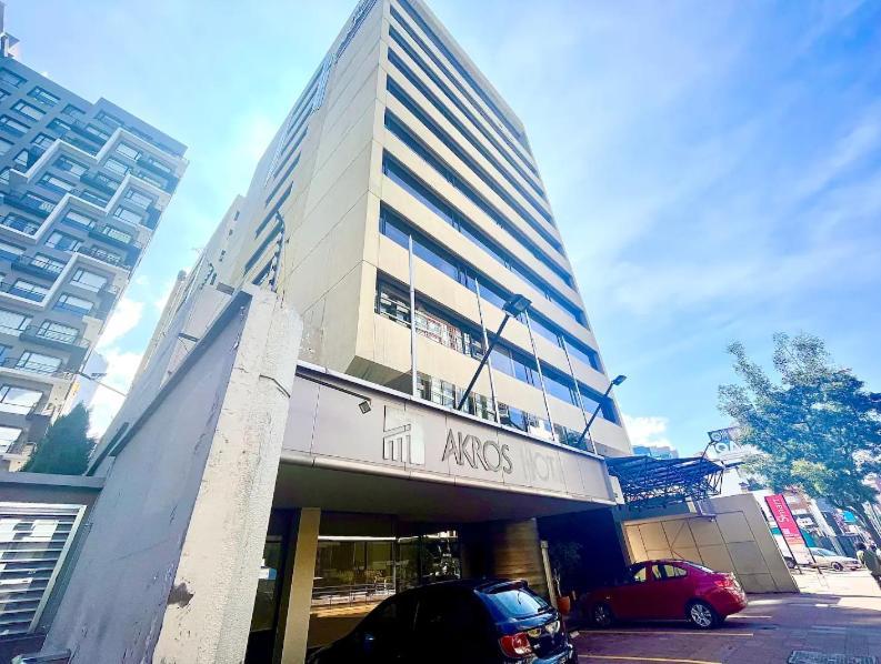 1420 Lujosa Habitacion - Hotel Akros Quito Exterior foto